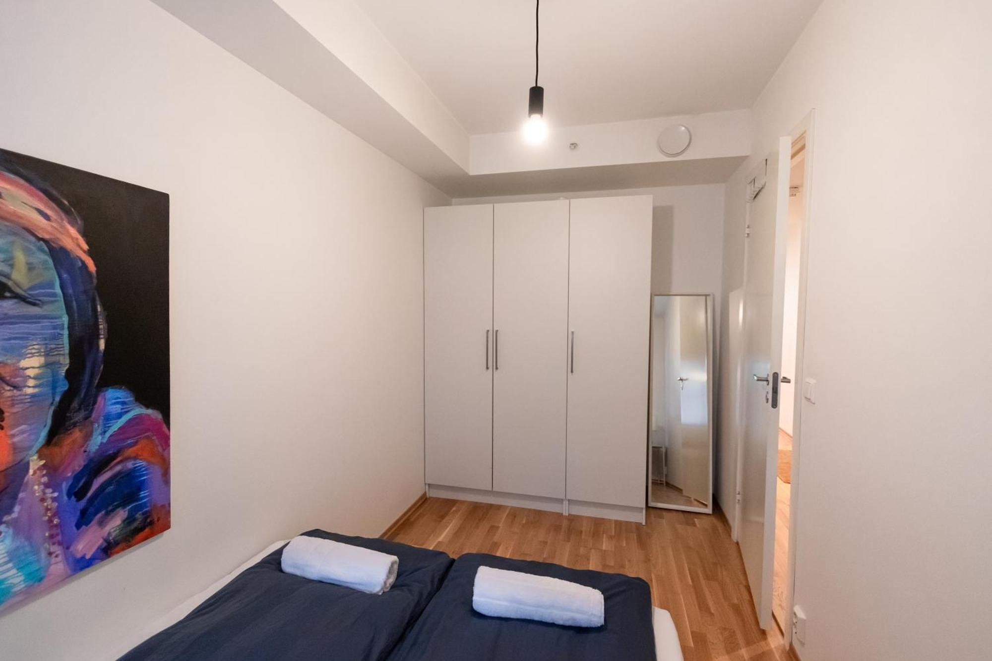 Modern Comfort In The Heart Of Bergen Exterior photo